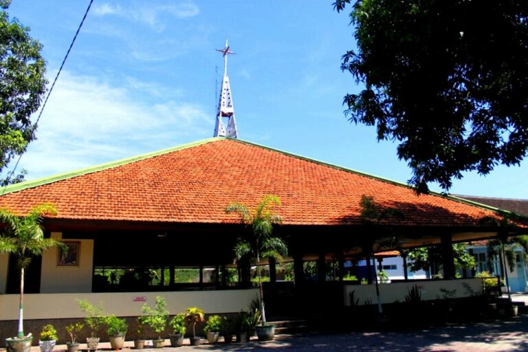 Paroki St Maria Fatima, Sragen