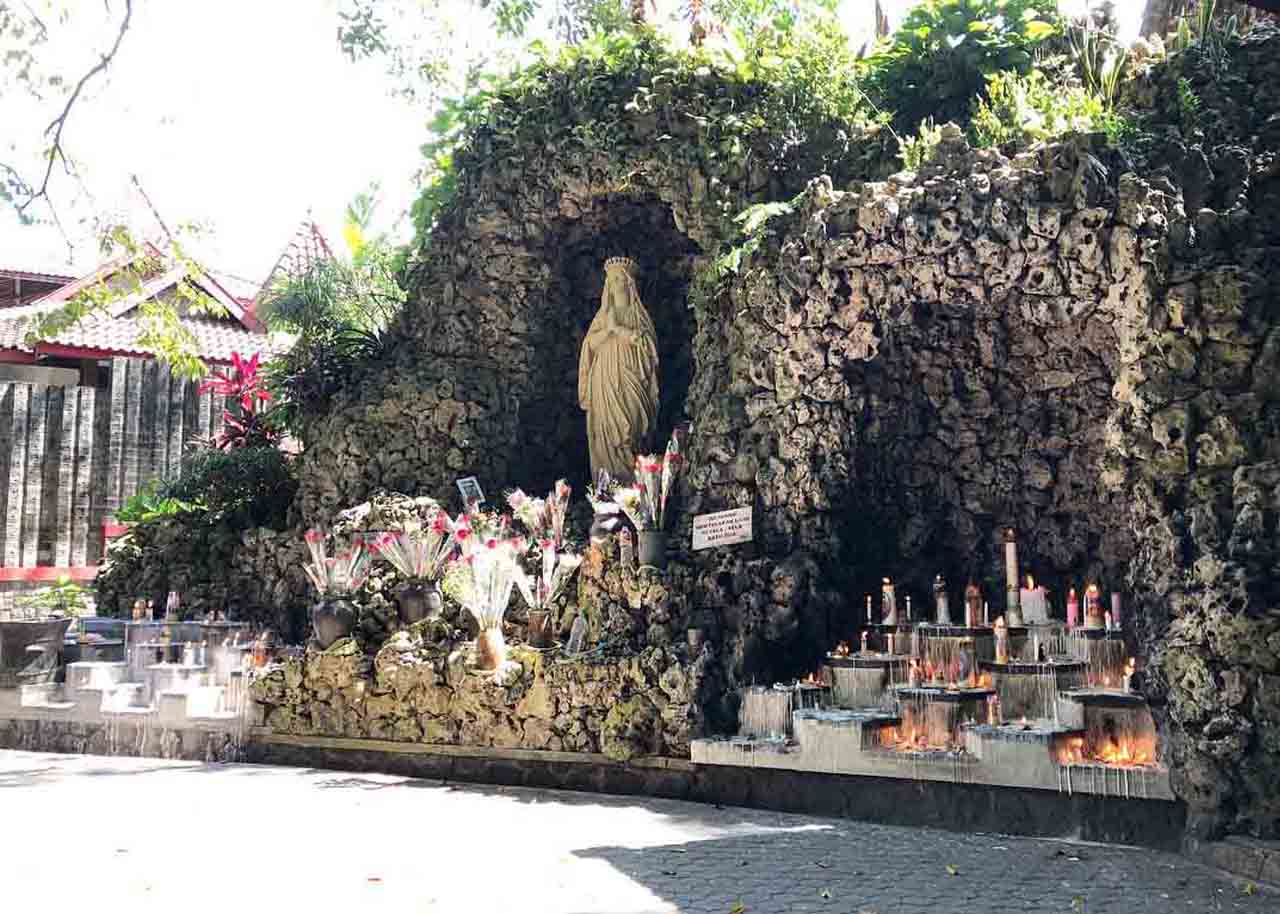 Gua Maria Sendangsono : Sejarah, Harga, dan Daya Tarik