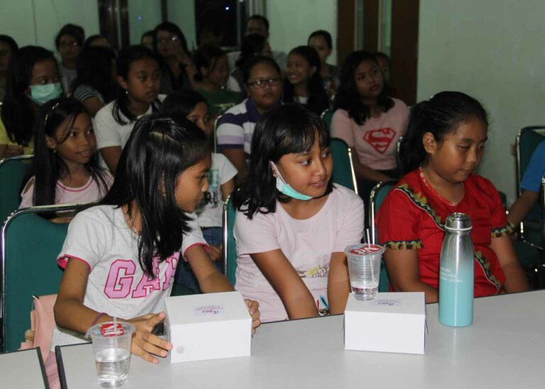 Perkenalan Kontingen PESPARANI Nasional DIY Dengan Pelatih