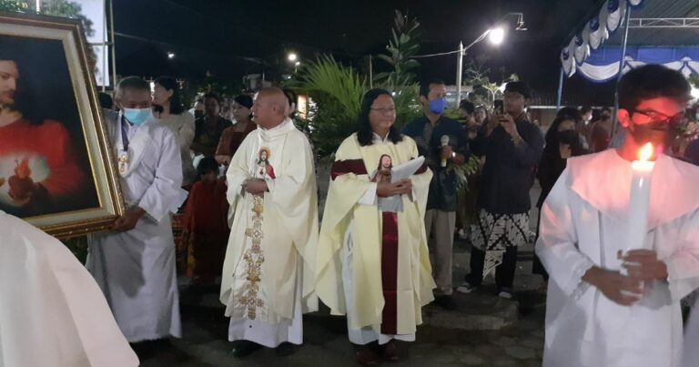 Perayaan Ekaristi HR Hati Yesus Yang Mahakudus, Pesta Nama, dan Hari Jadi Paroki Tyas Dalem Gusti Yesus Macanan Yang Ke-3