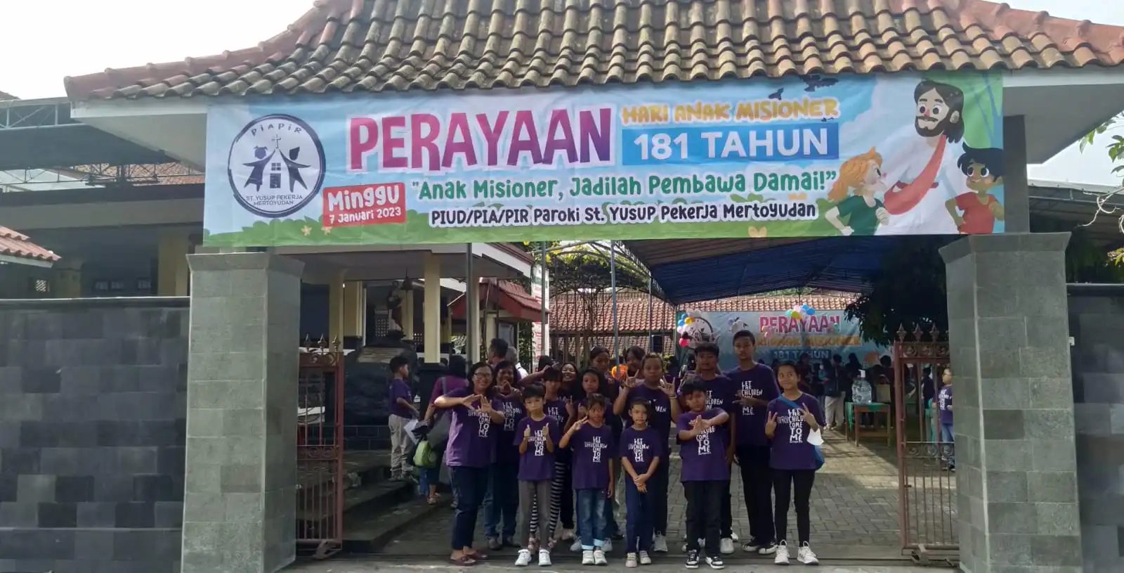 Anak-anak PIA-PIR Paroki Santo Yusup Pekerja Mertoyudan saat Hari Anak Misioner di Stasi Tegalsari Candimulyo, Kabupaten Magelang, Jawa Tengah. 7 Januari 2024.