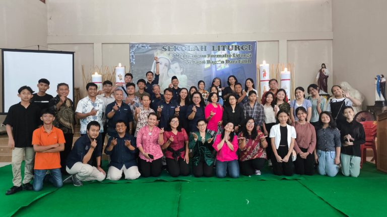 Sekolah Liturgi di Paroki Jepara