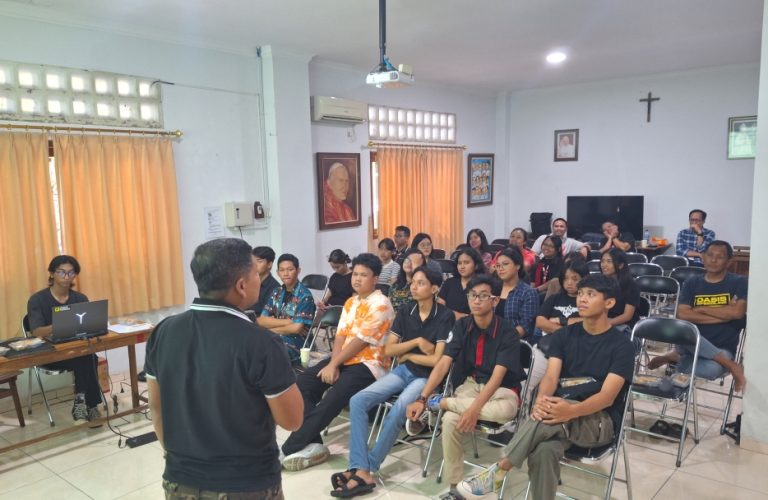 Komsos Bootcamp: New Experience