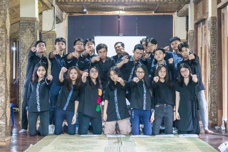 Gathering Komsos Paroki Kebon Dalem