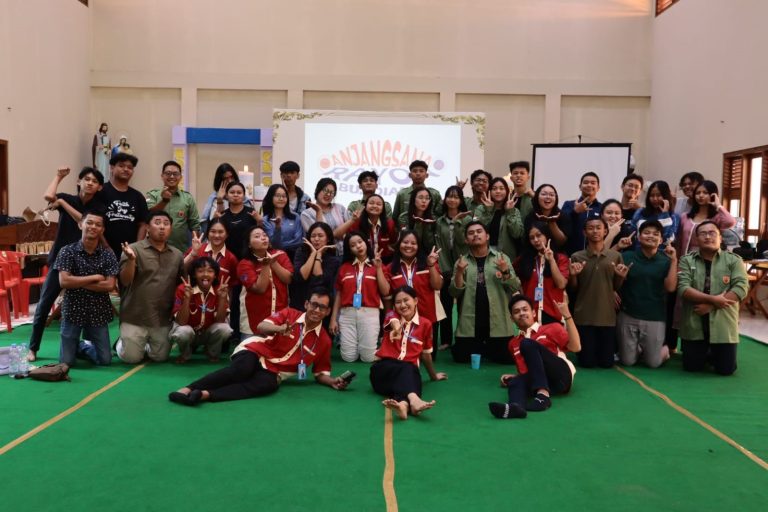 Anjangsana Komisi Kepemudaan ke Rayon Busidiana