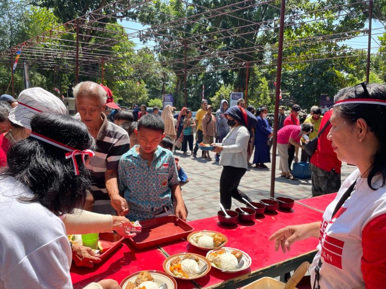 Peringati HUT RI, Piring Kasih Sediakan 270 Porsi Bagi Masyarakat