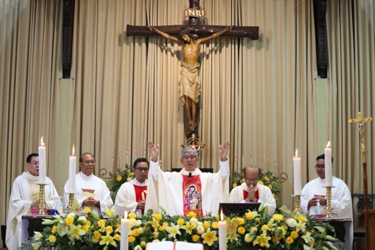 Misa Syukur 85 tahun Paroki Kudus