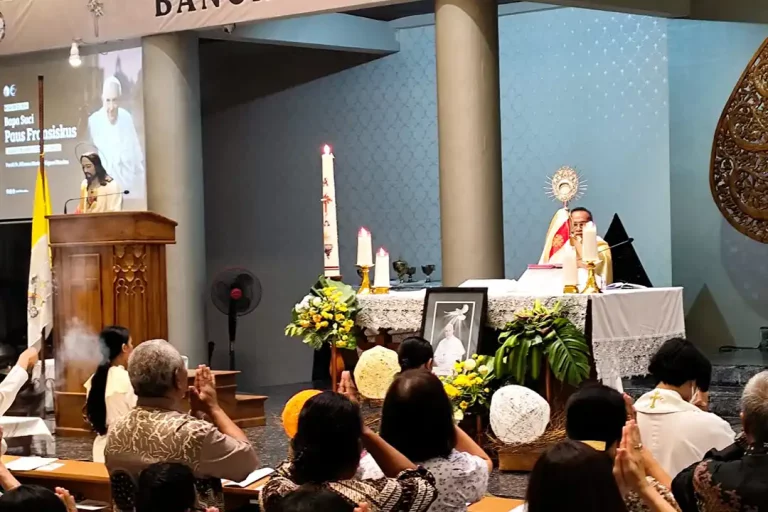 misa requiem paus di nandan