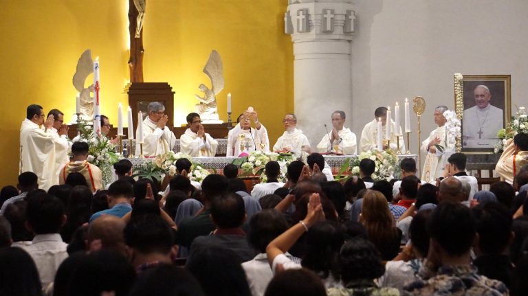 Misa Requiem Paus Fransiskus, Bapa Uskup 'Gregel' Saat Homili