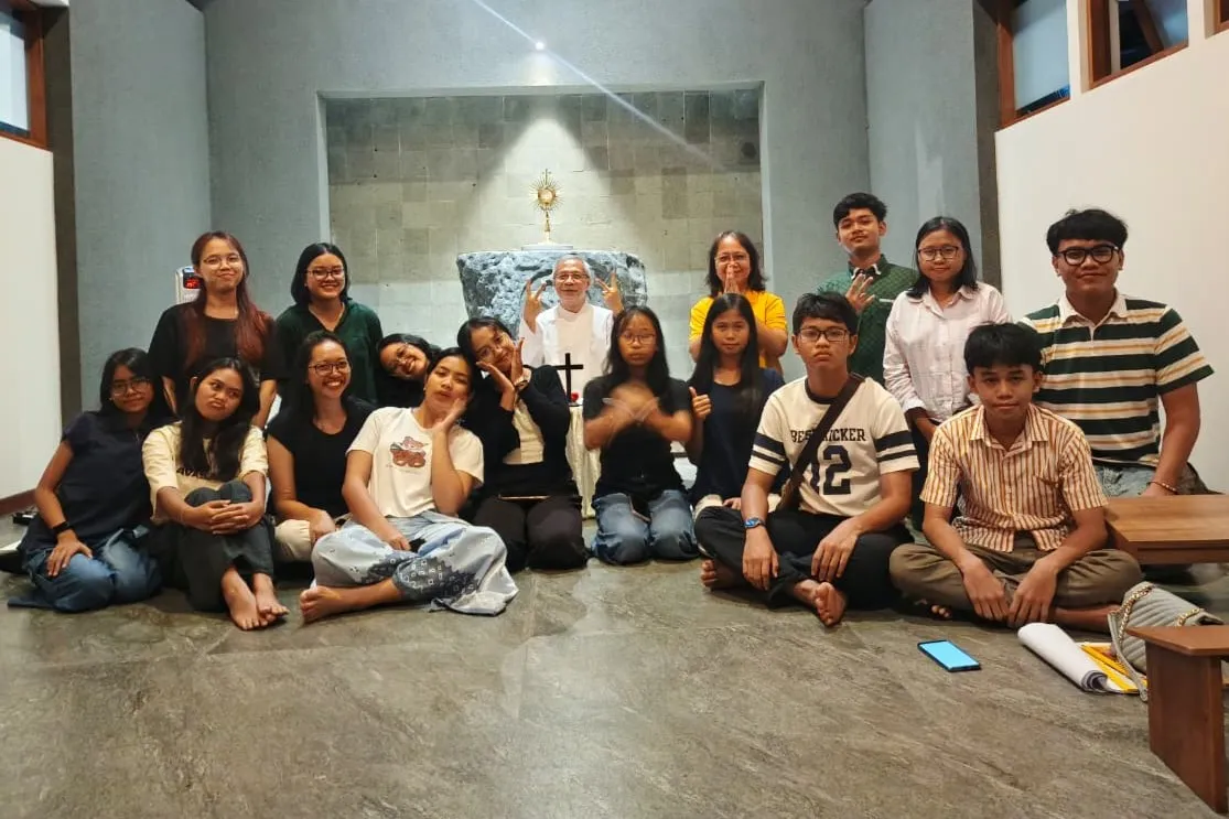 OMK Paroki Bongsari Rutin Adakan English Mash